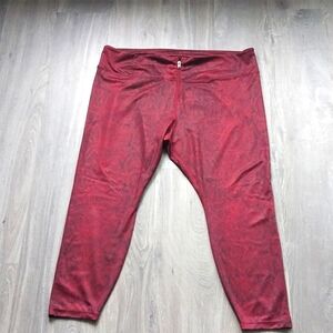 Nike Women's Wine Red Snakeskin Print Workout Leggings size 3X